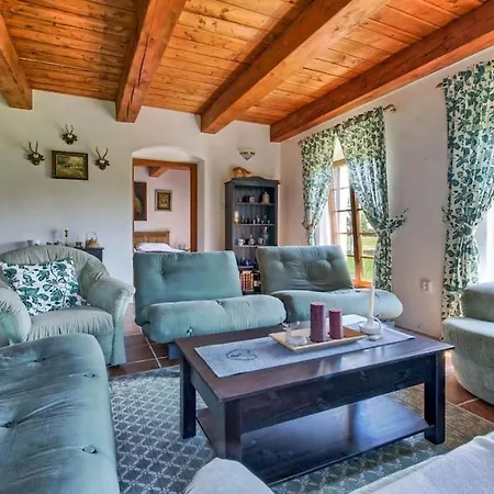 Chalupa Milesin * Milesin